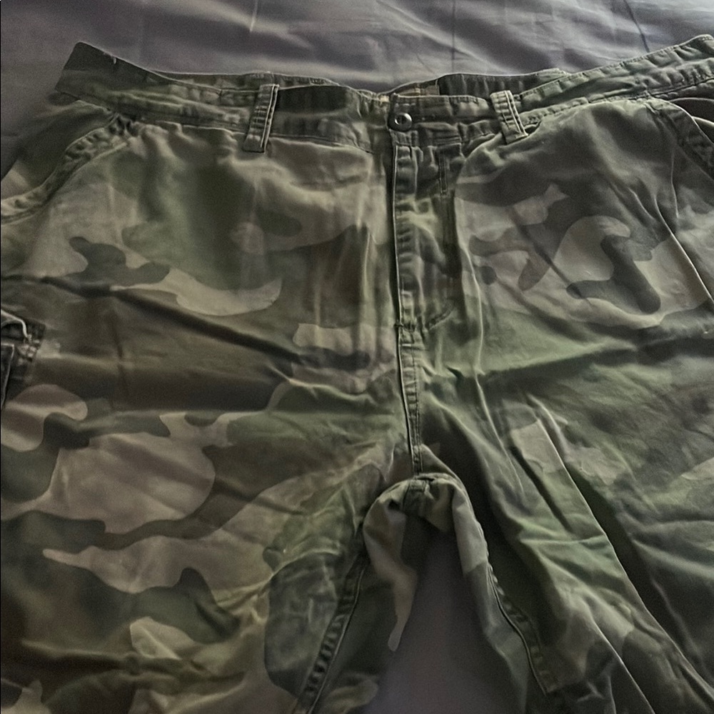 The Foundry Supply Co. Green Camouflage Trousers